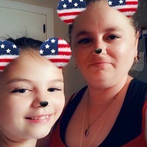 Meet your Posher, Carla